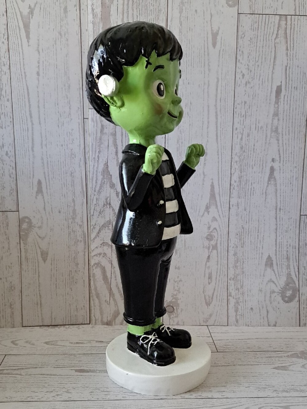 Frankenstein Figurine Halloween Decor Prop Tabletop Shelf Boy Frankenstein New - Picture 3 of 6